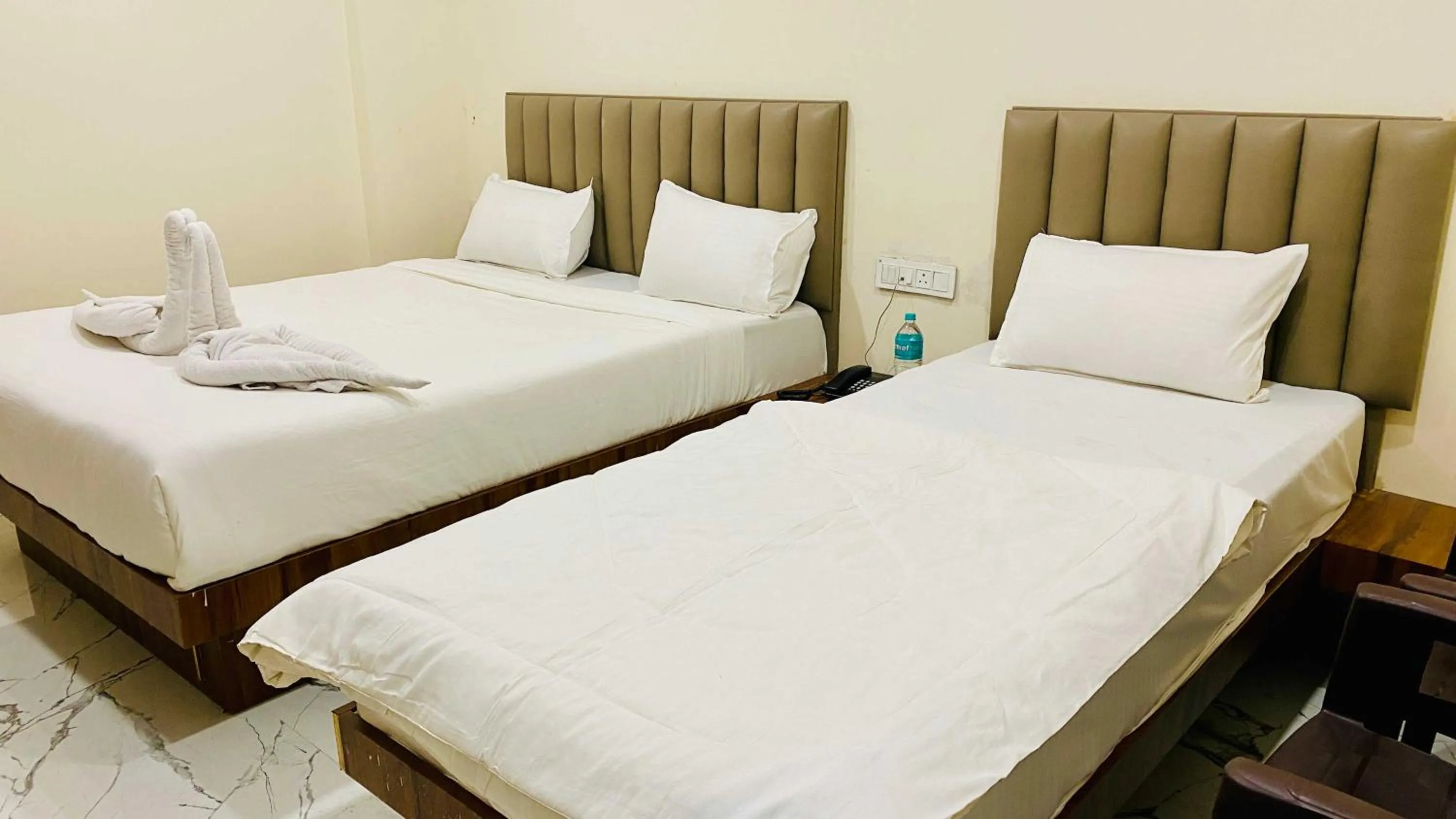 Bed in Hotel Krishnarchana