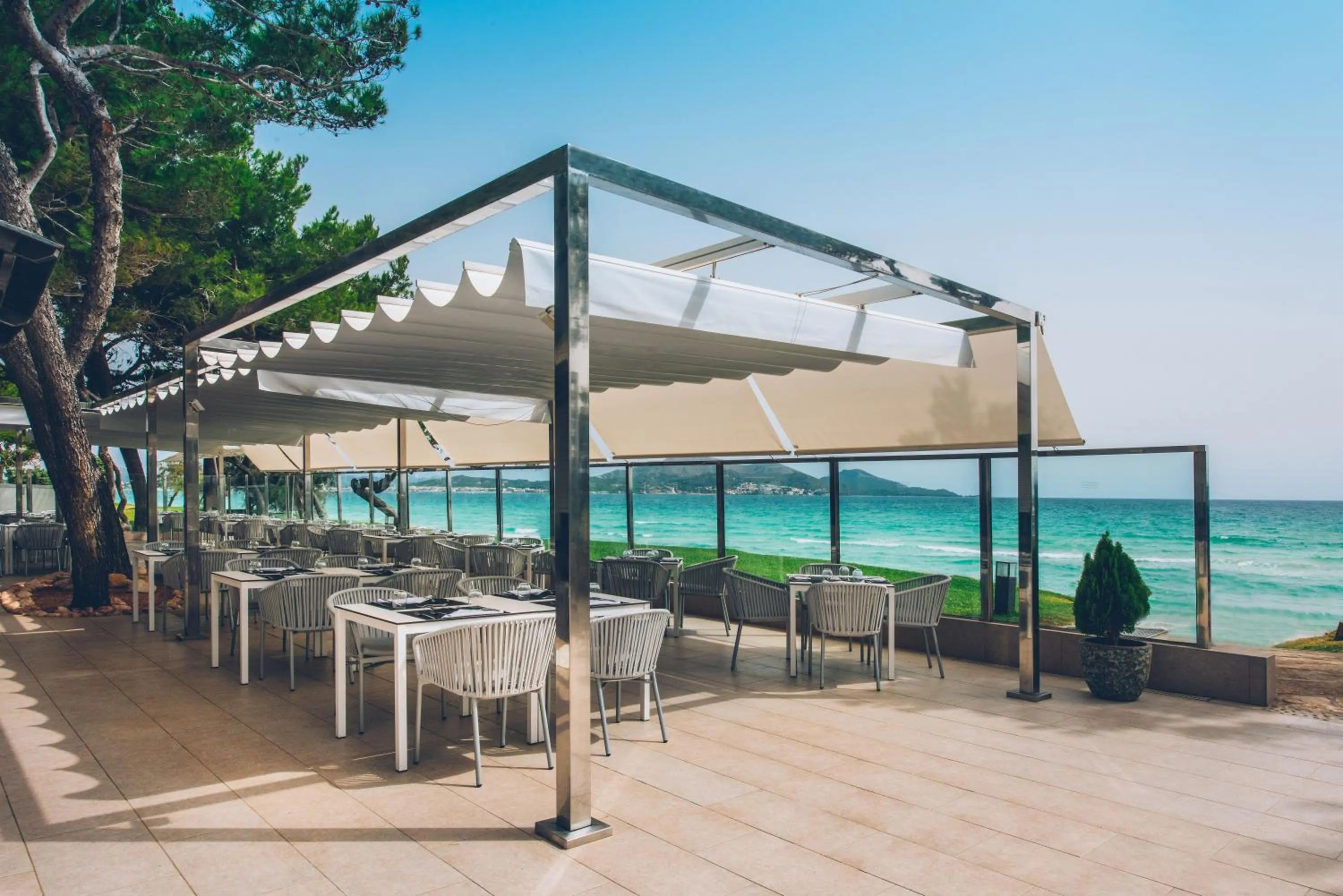 Restaurant/places to eat in Iberostar Selection Playa de Muro Village