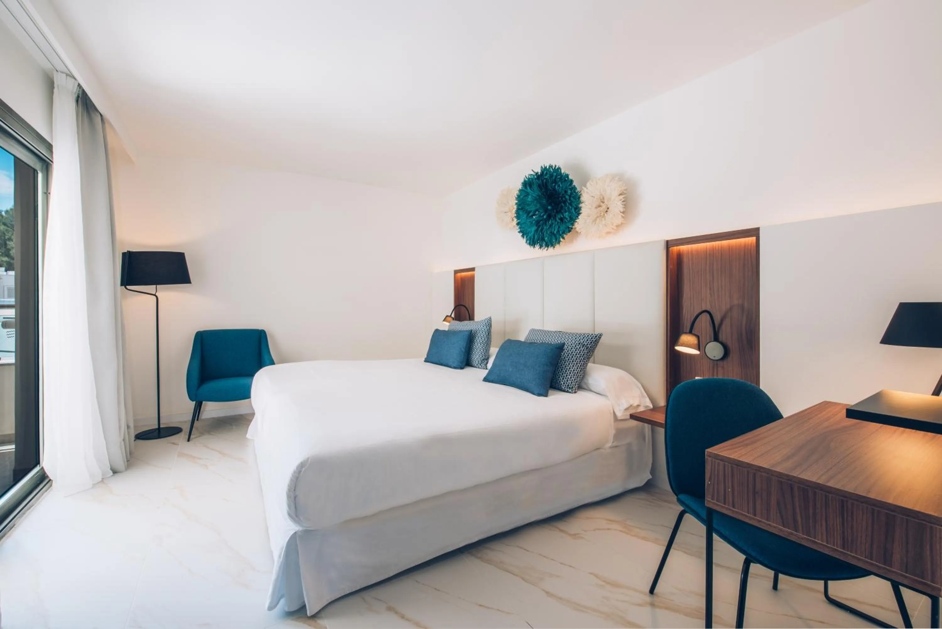 Seating area, Bed in Iberostar Selection Playa de Muro Village