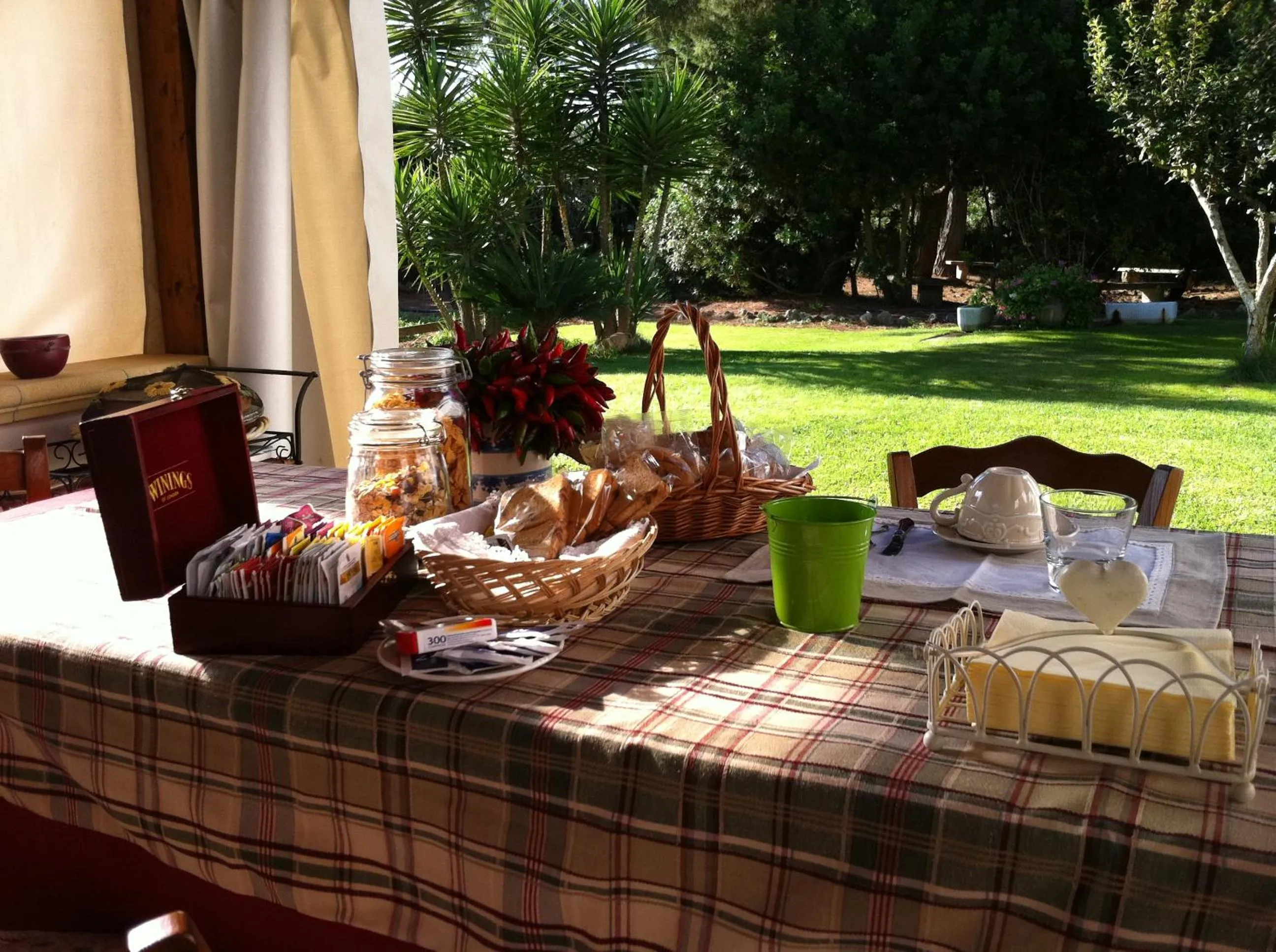 Italian breakfast in Casina San Martino