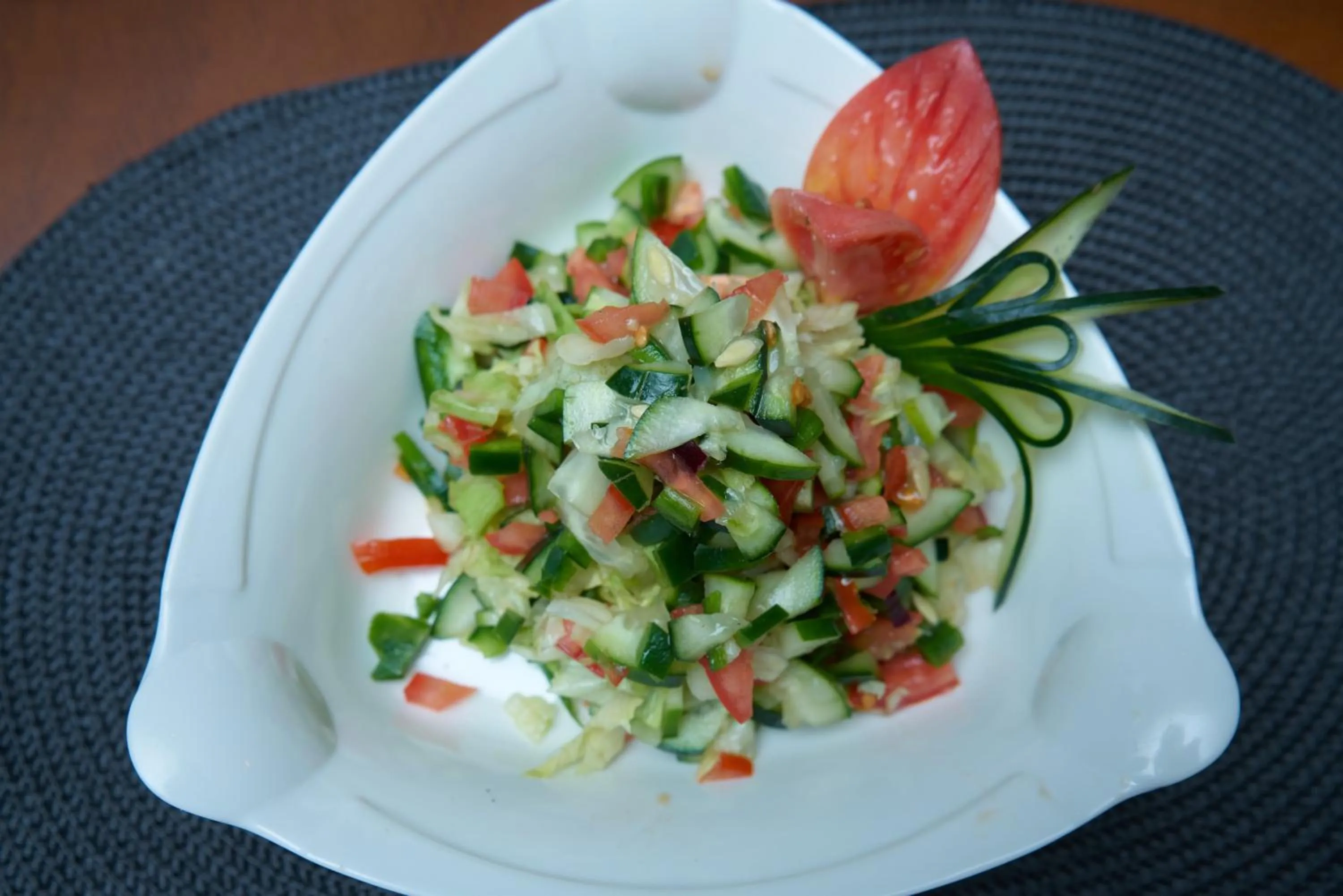 Restaurant/places to eat in Mika Convention Center