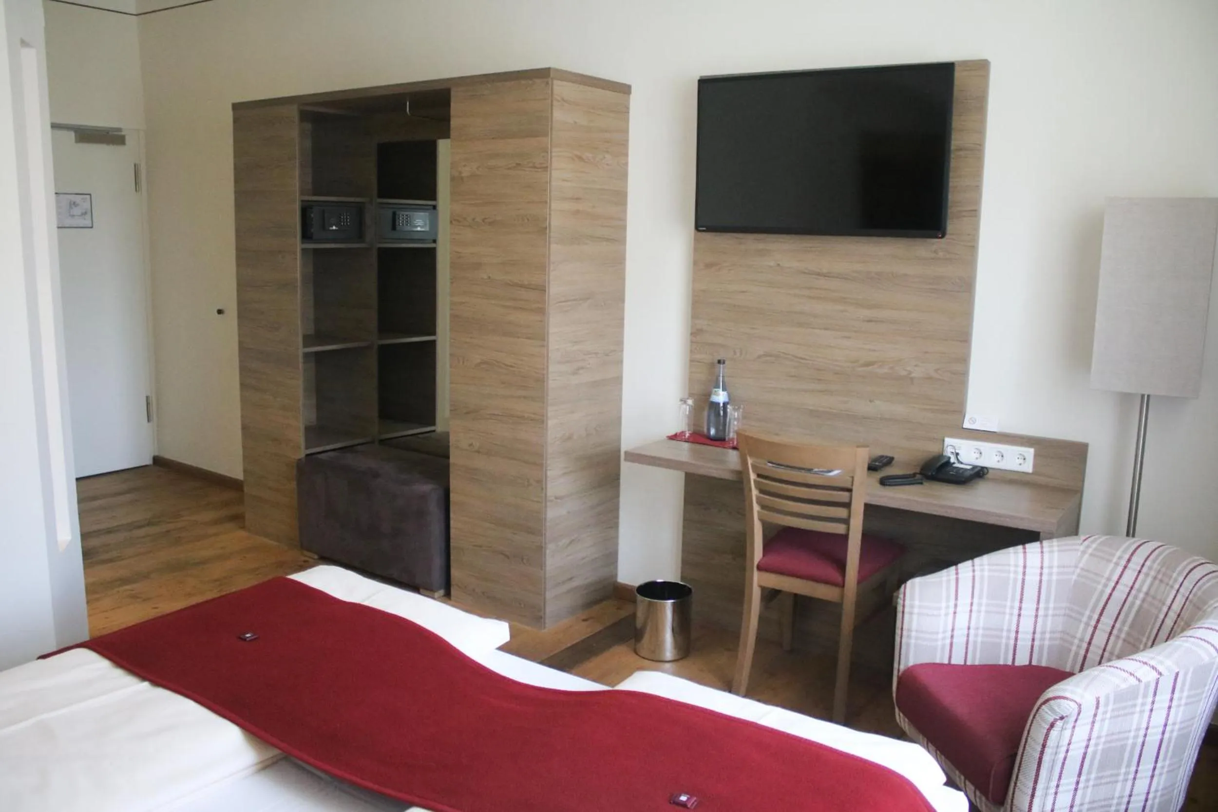 Photo of the whole room, Bed in Boutique Hotel zur Post