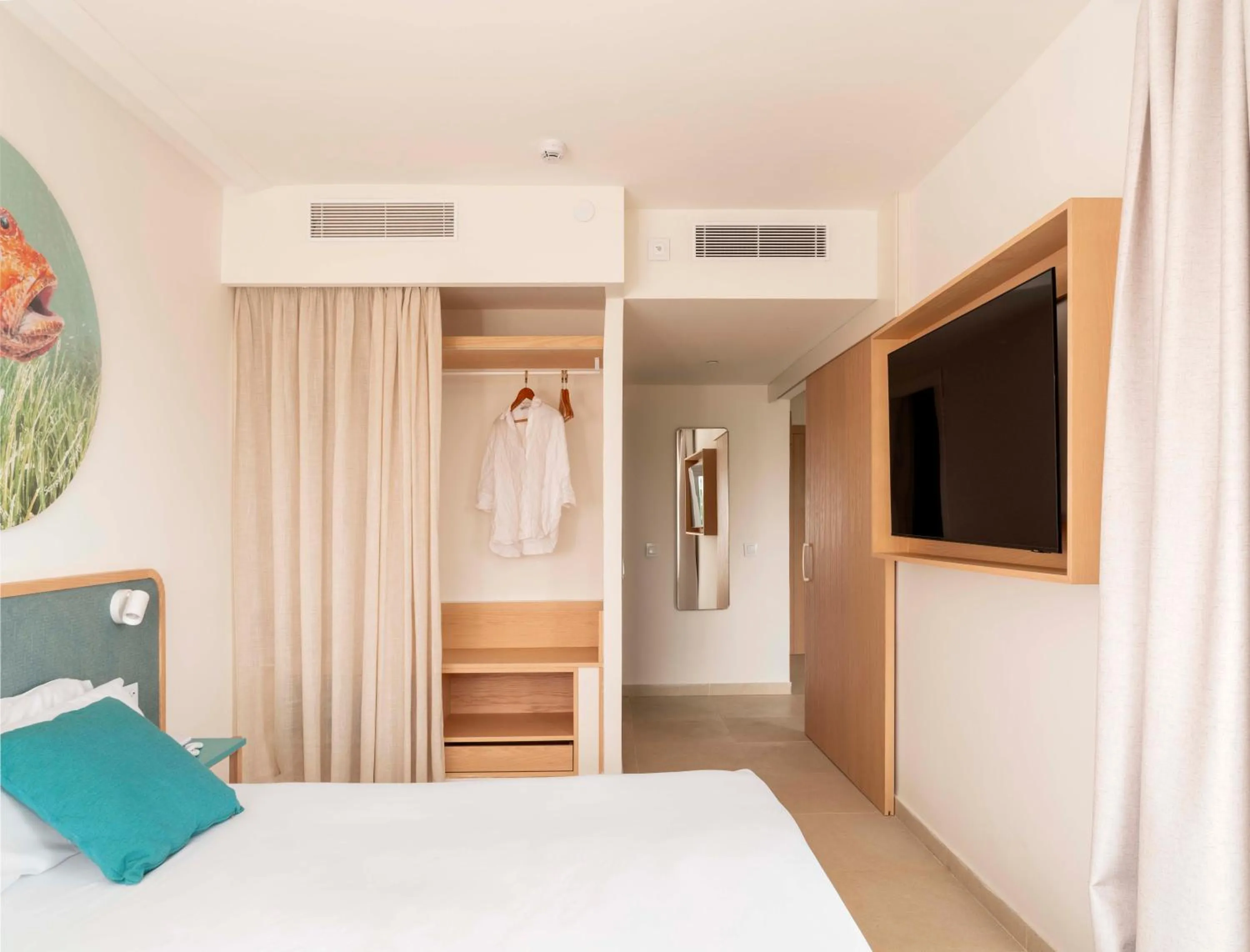 Bedroom, Bed in Iberostar Selection Albufera Park All Inclusive