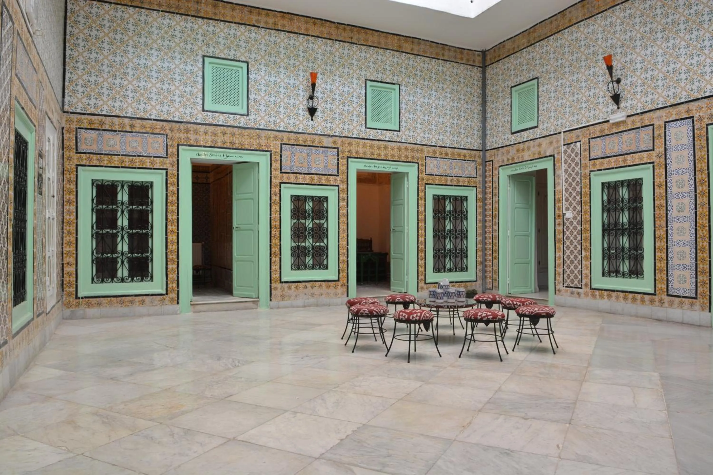 Communal lounge/ TV room in Dar Ya