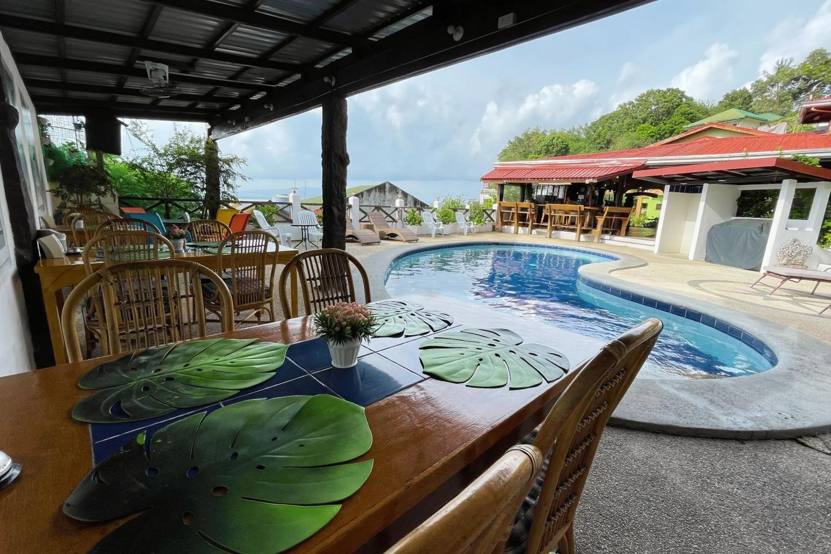Swimming pool in Oriental Hill Sabang Resort Puerto Galera