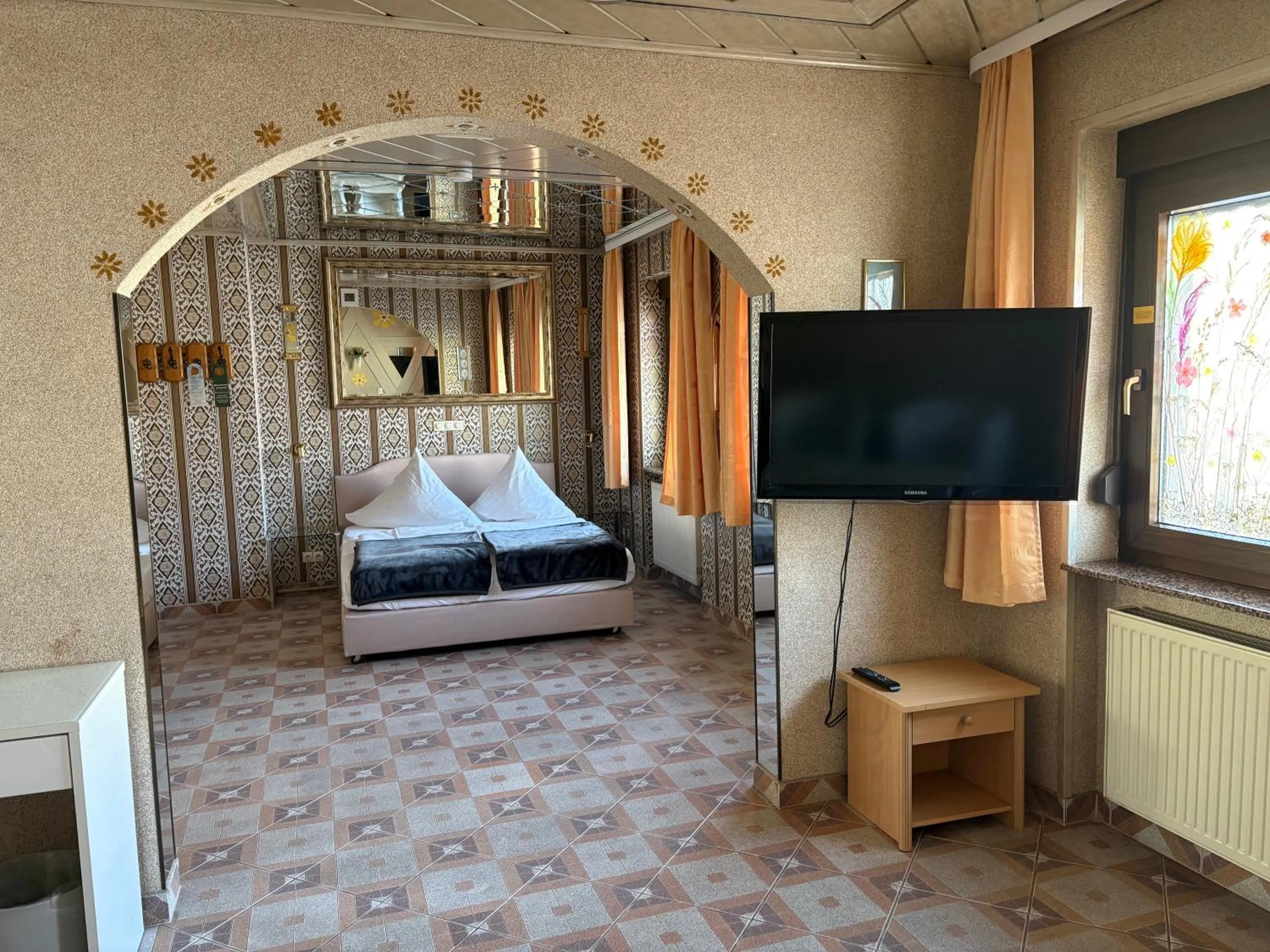 Bed in Central Hotel