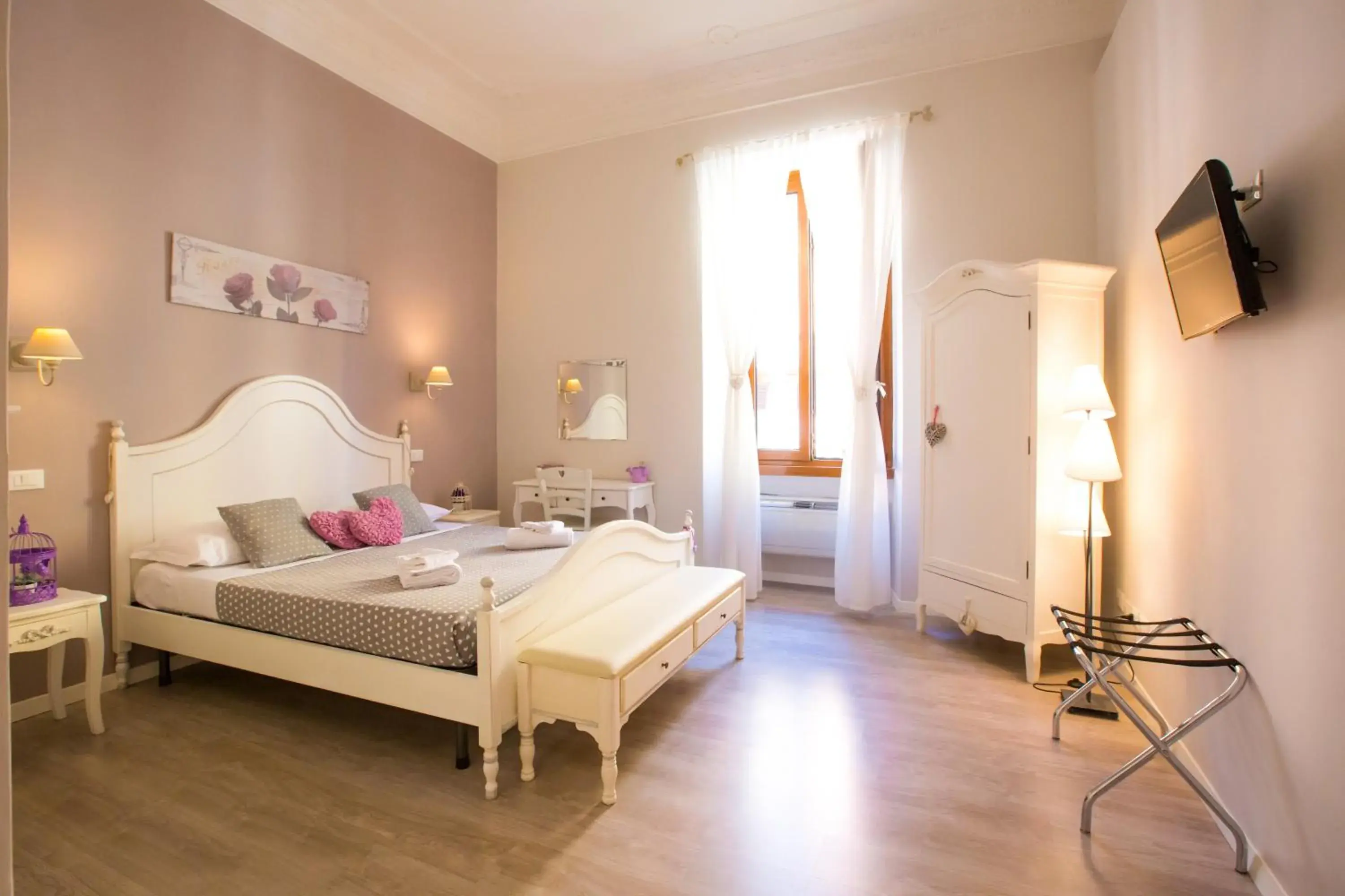 Double Room with Private External Bathroom - 1 in B&B Vatican's Keys Double Room with Private External Bathroom - 1 in B&B Vatican's Keys