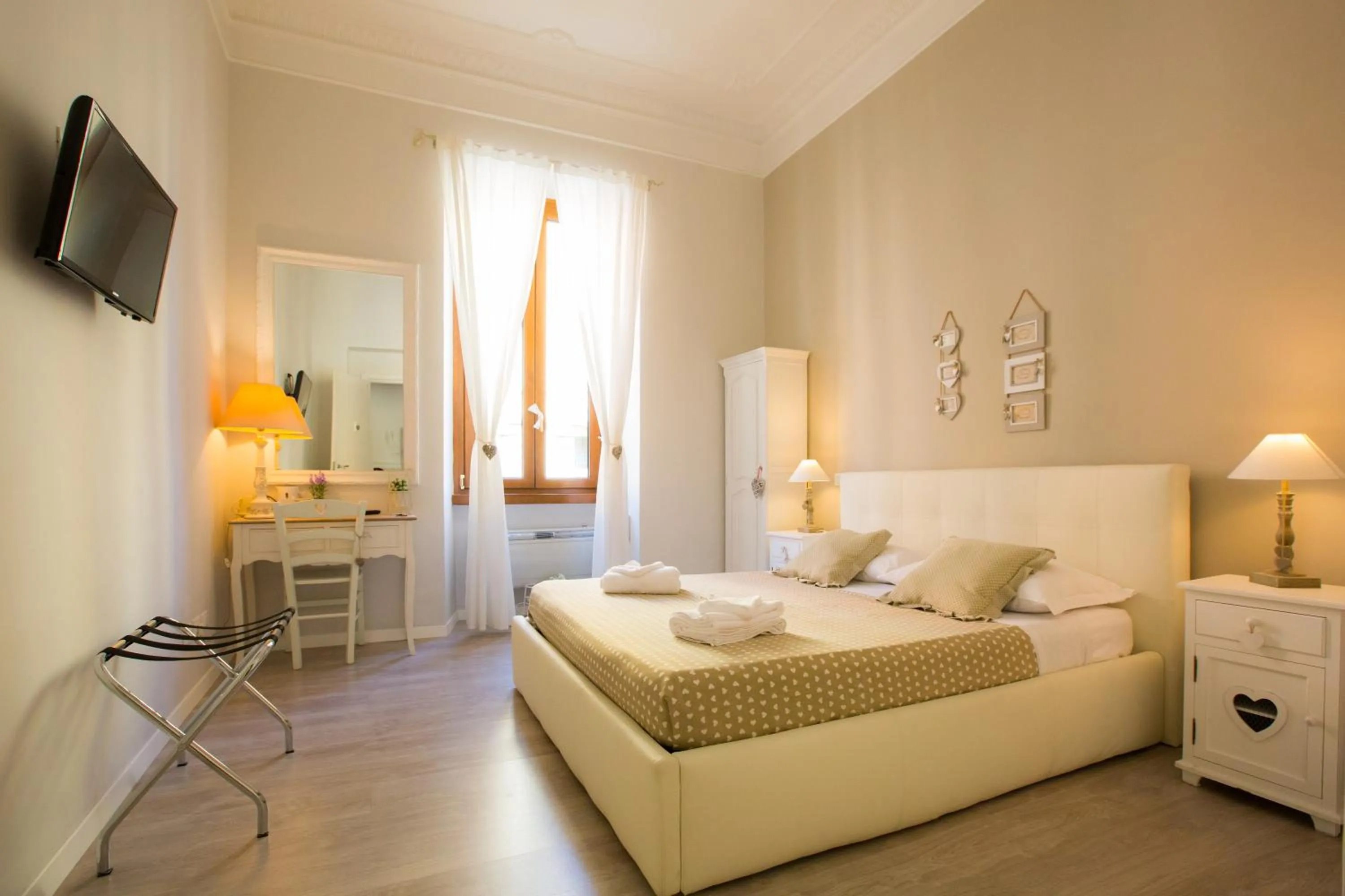 Bedroom, Bed in B&B Vatican's Keys