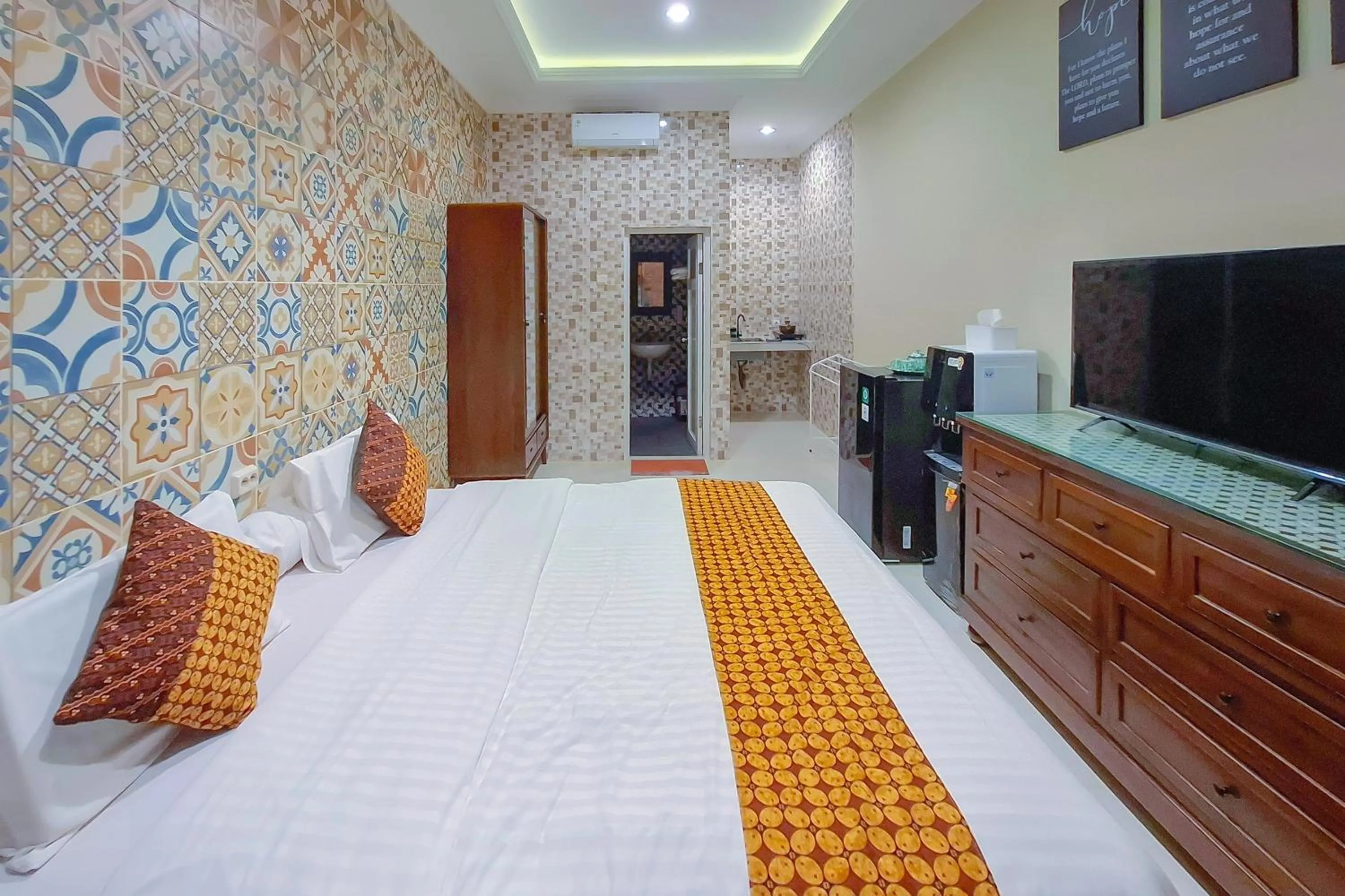 Bedroom, Bed in Omah Kampoeng Near UKSW Salatiga Mitra RedDoorz