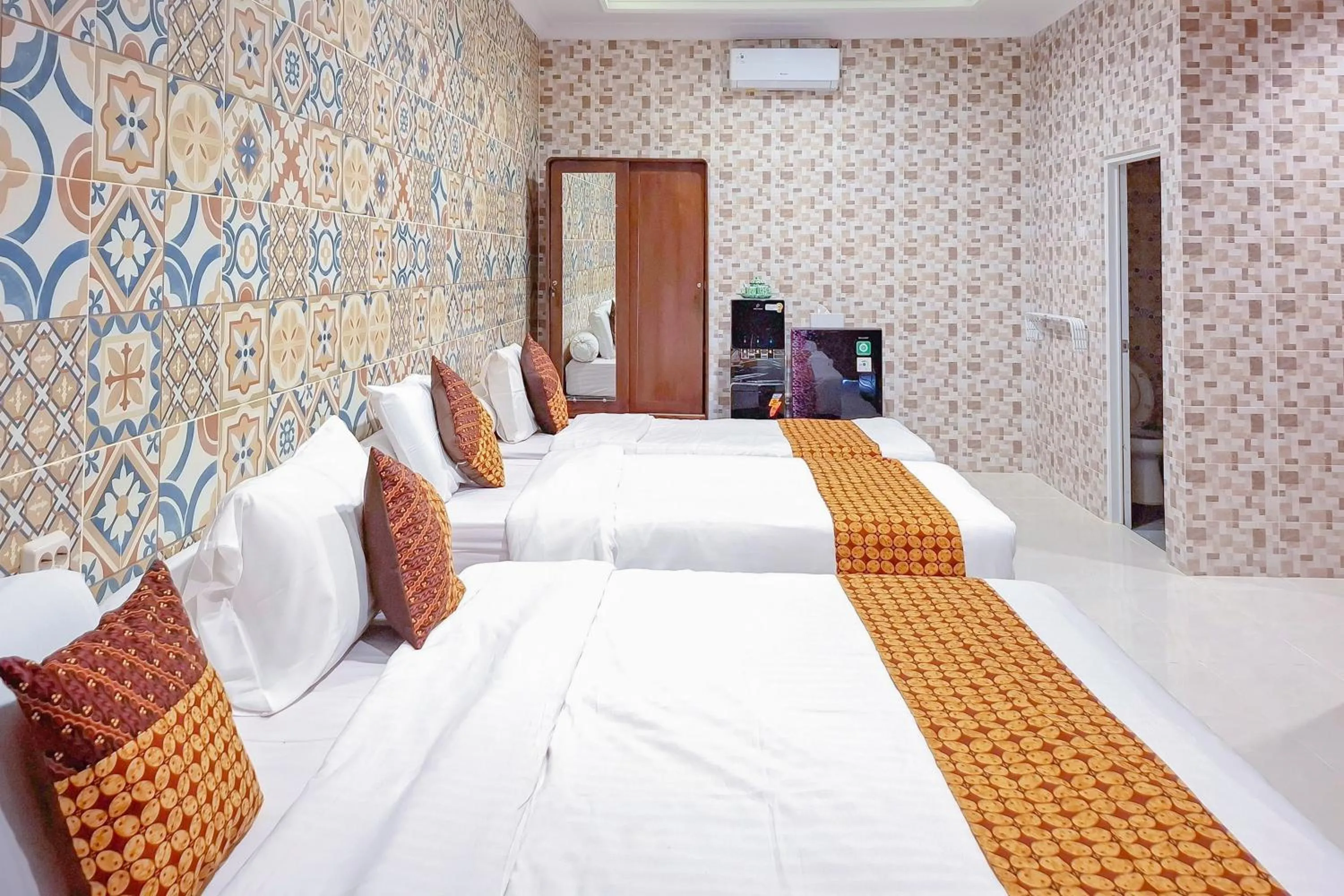 Bedroom, Bed in Omah Kampoeng Near UKSW Salatiga Mitra RedDoorz