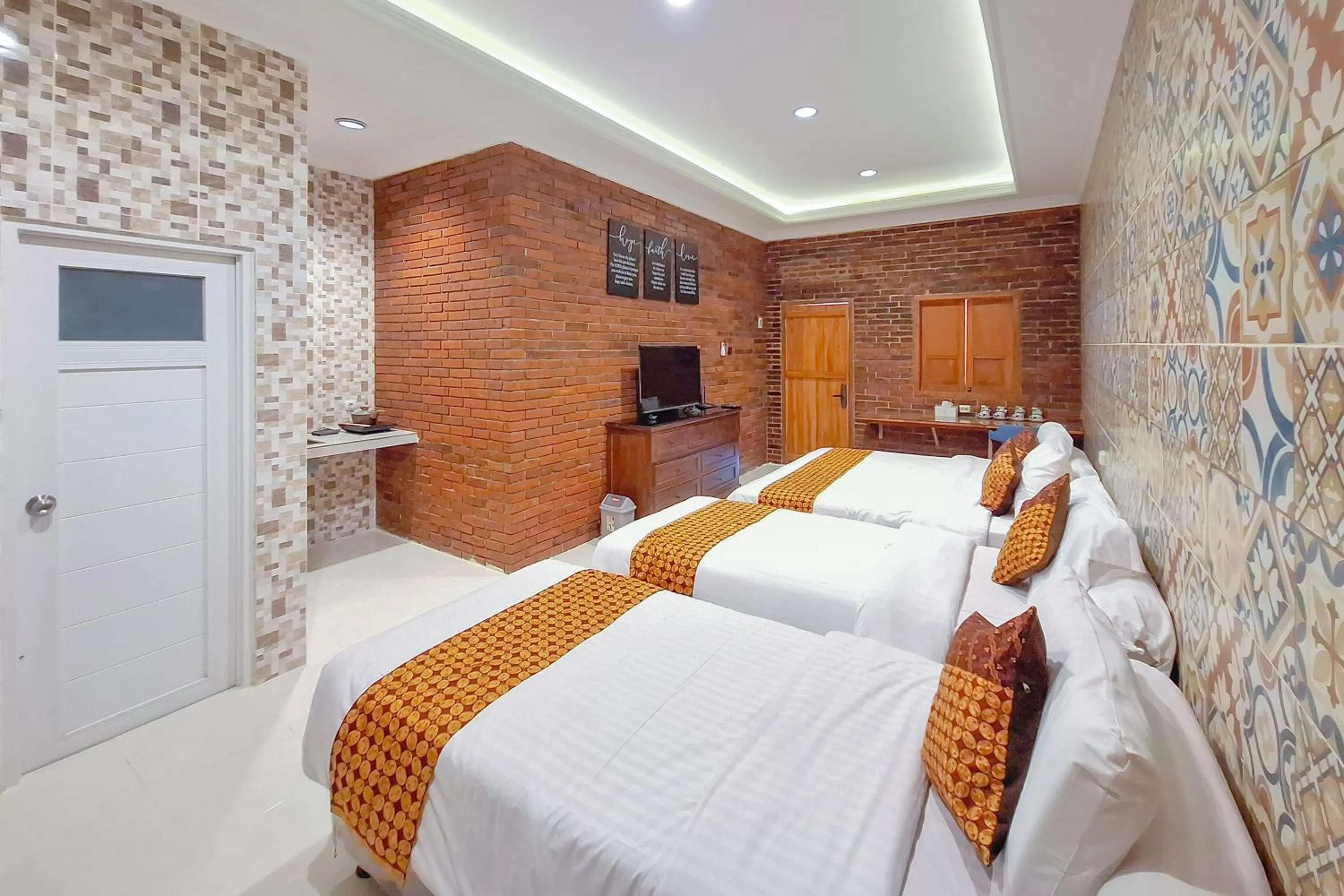 Bedroom, Bed in Omah Kampoeng Near UKSW Salatiga Mitra RedDoorz