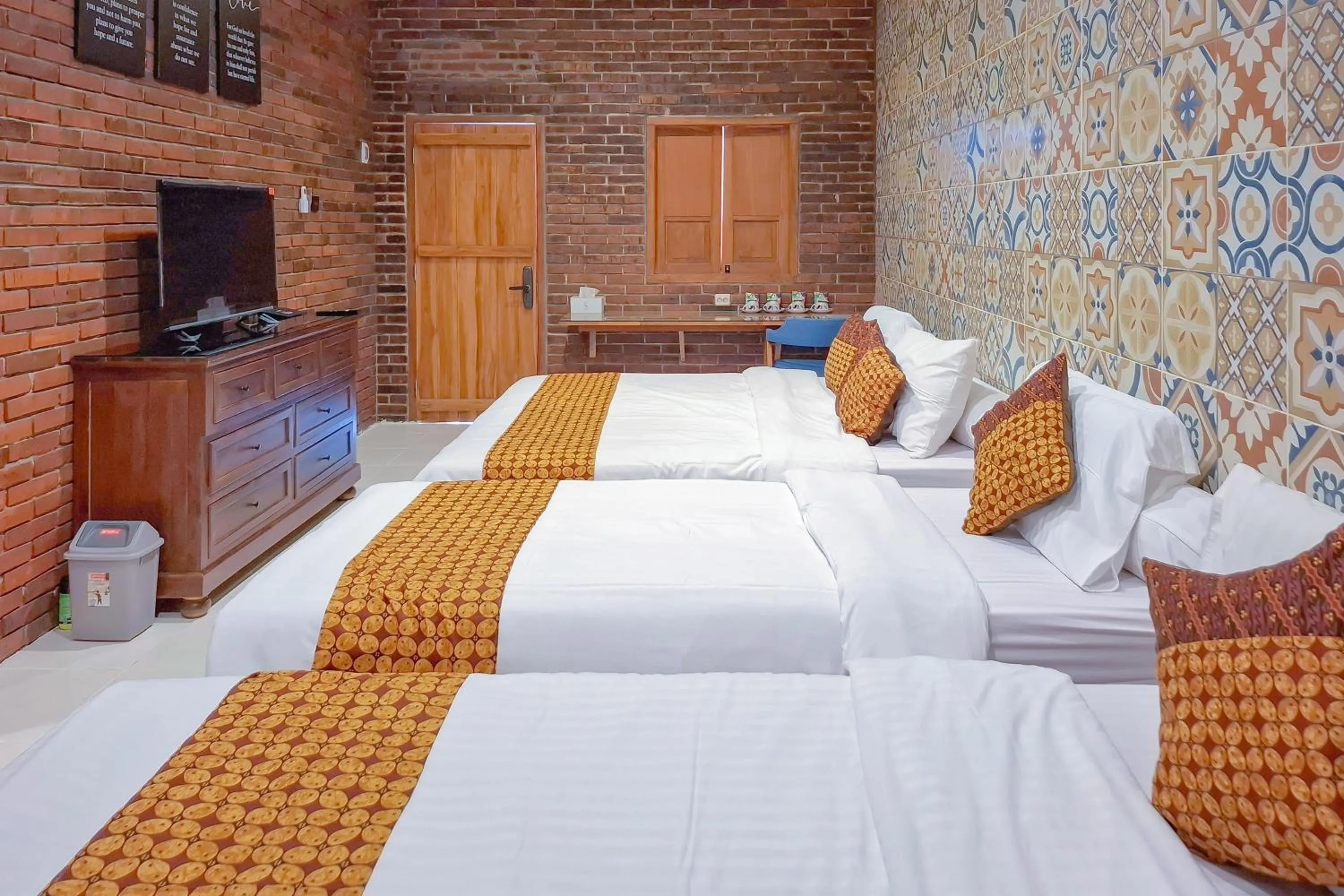 Bedroom, Bed in Omah Kampoeng Near UKSW Salatiga Mitra RedDoorz