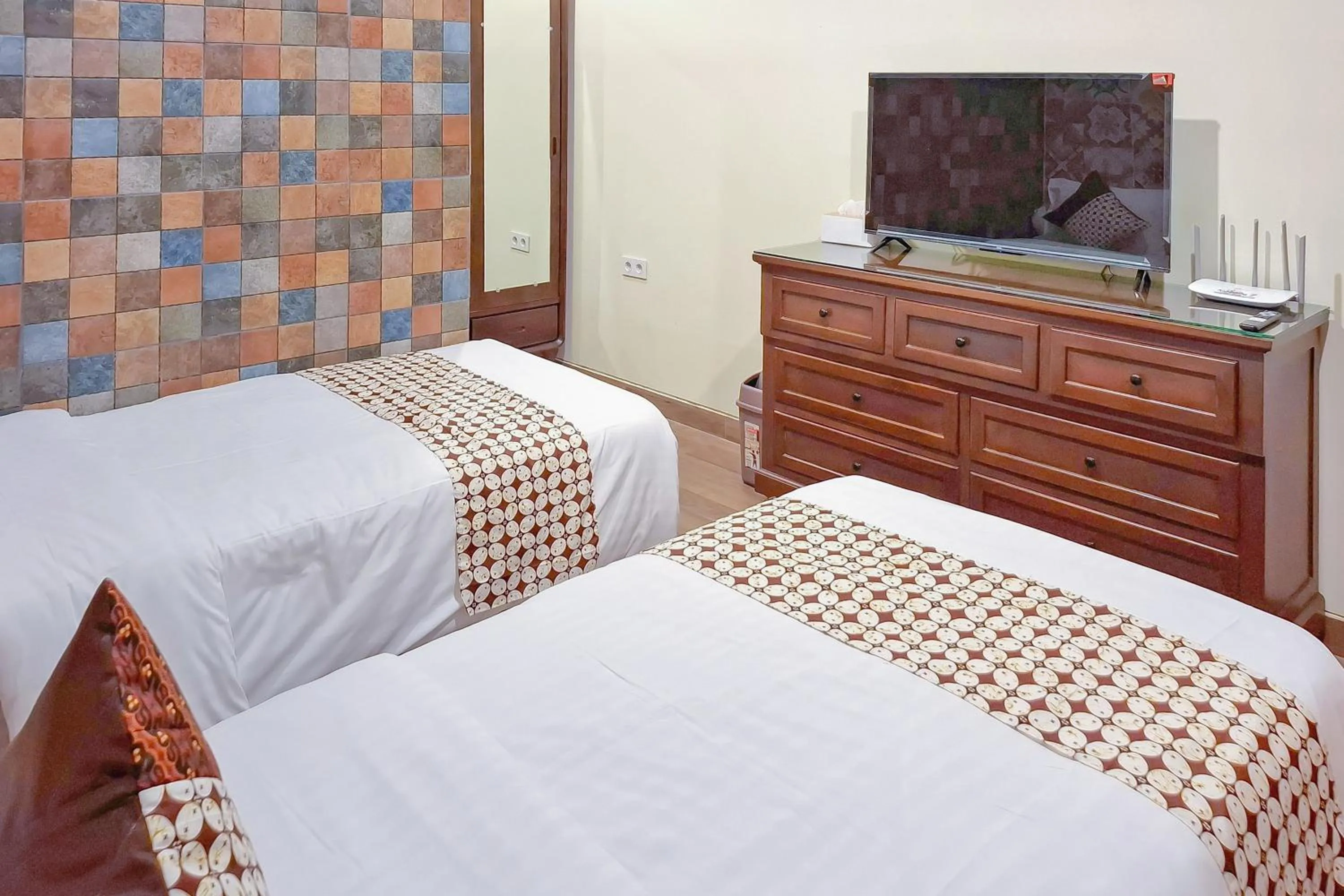 Bedroom, Bed in Omah Kampoeng Near UKSW Salatiga Mitra RedDoorz