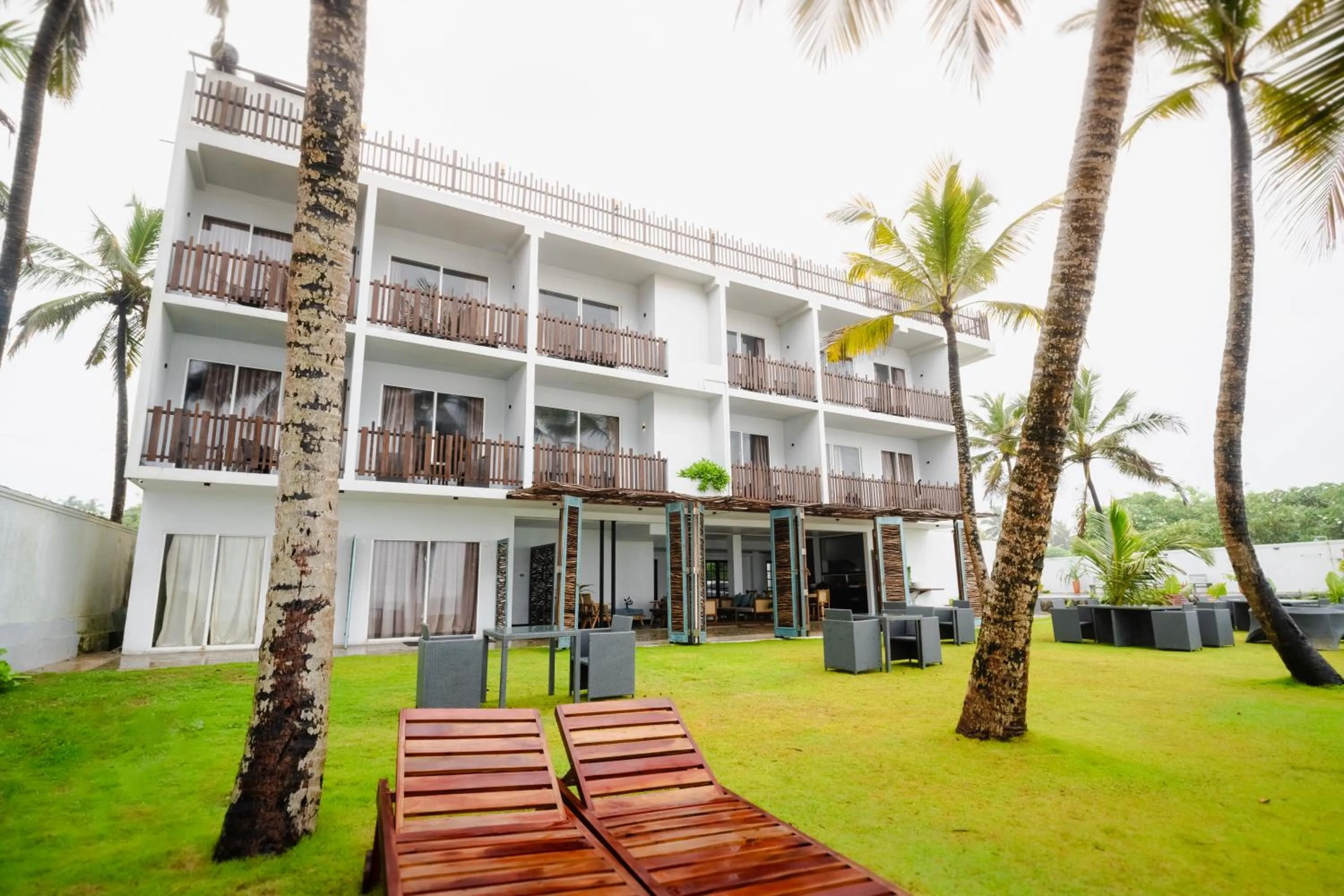 Property building in Moi Induruwa by DBI