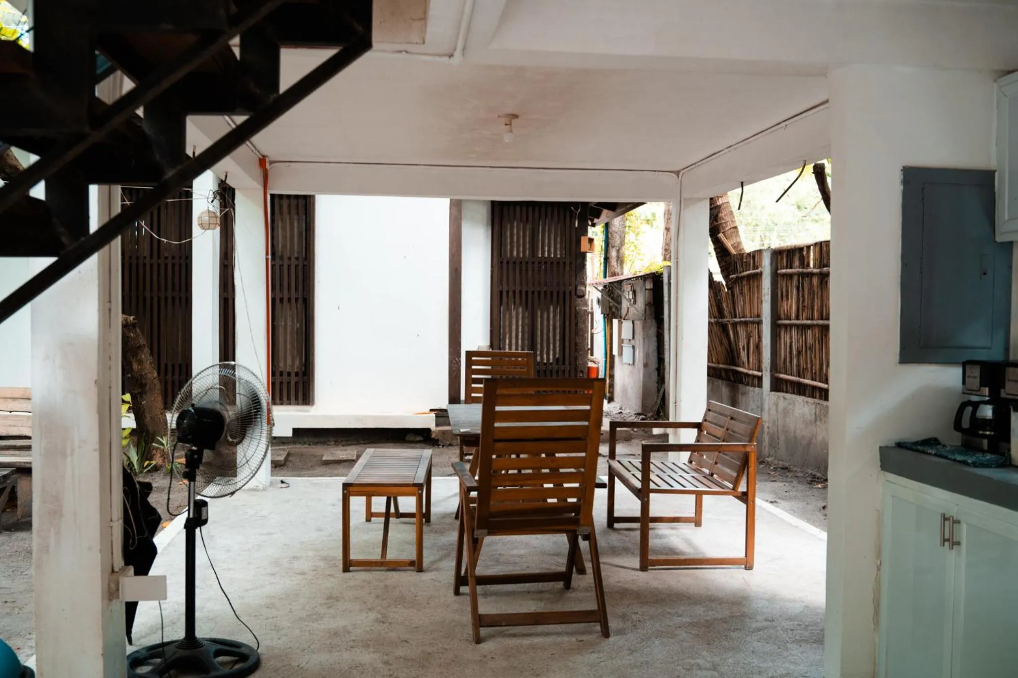 Balcony/Terrace in Aluntala Hostel