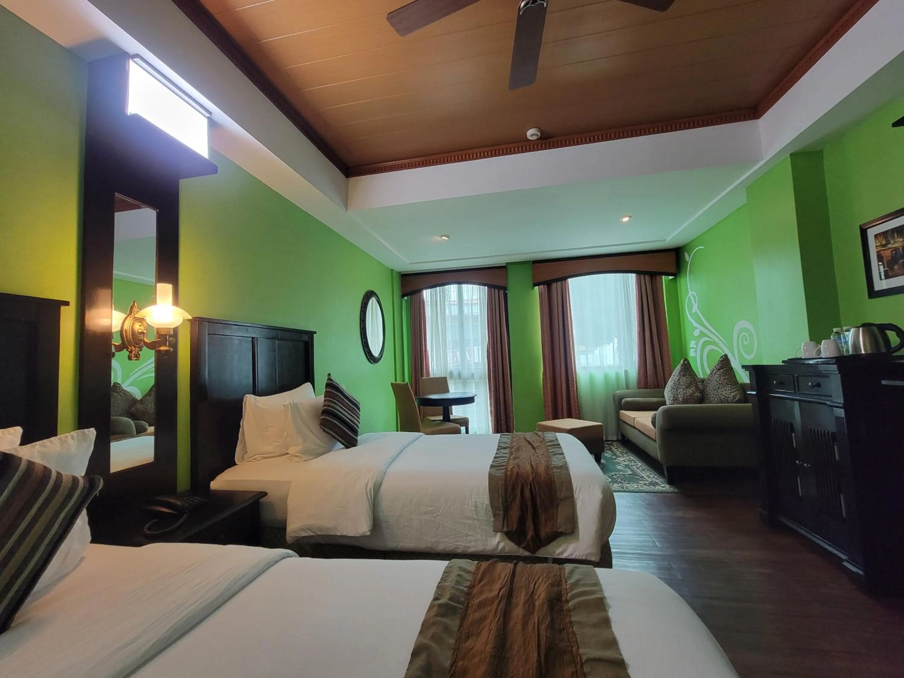 Bed in Lee Boutique Hotel Tagaytay