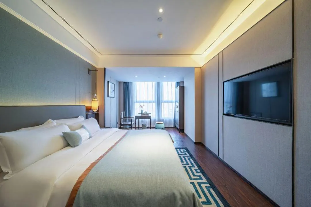 Till Bright Hotel Huaihua High-speed Railway South Station Wanda Plaza