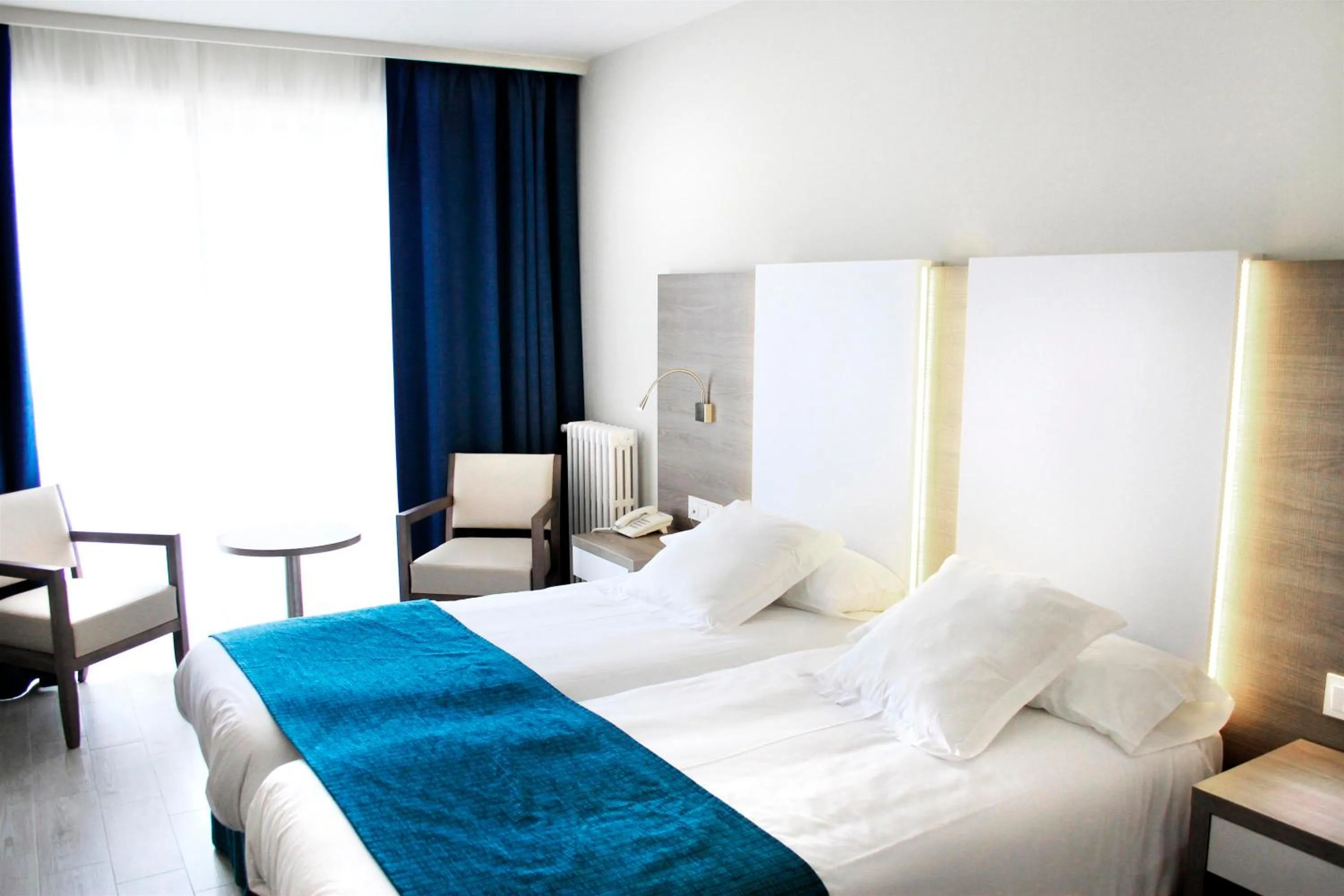 Photo of the whole room, Bed in Hotel Bella Playa & Spa