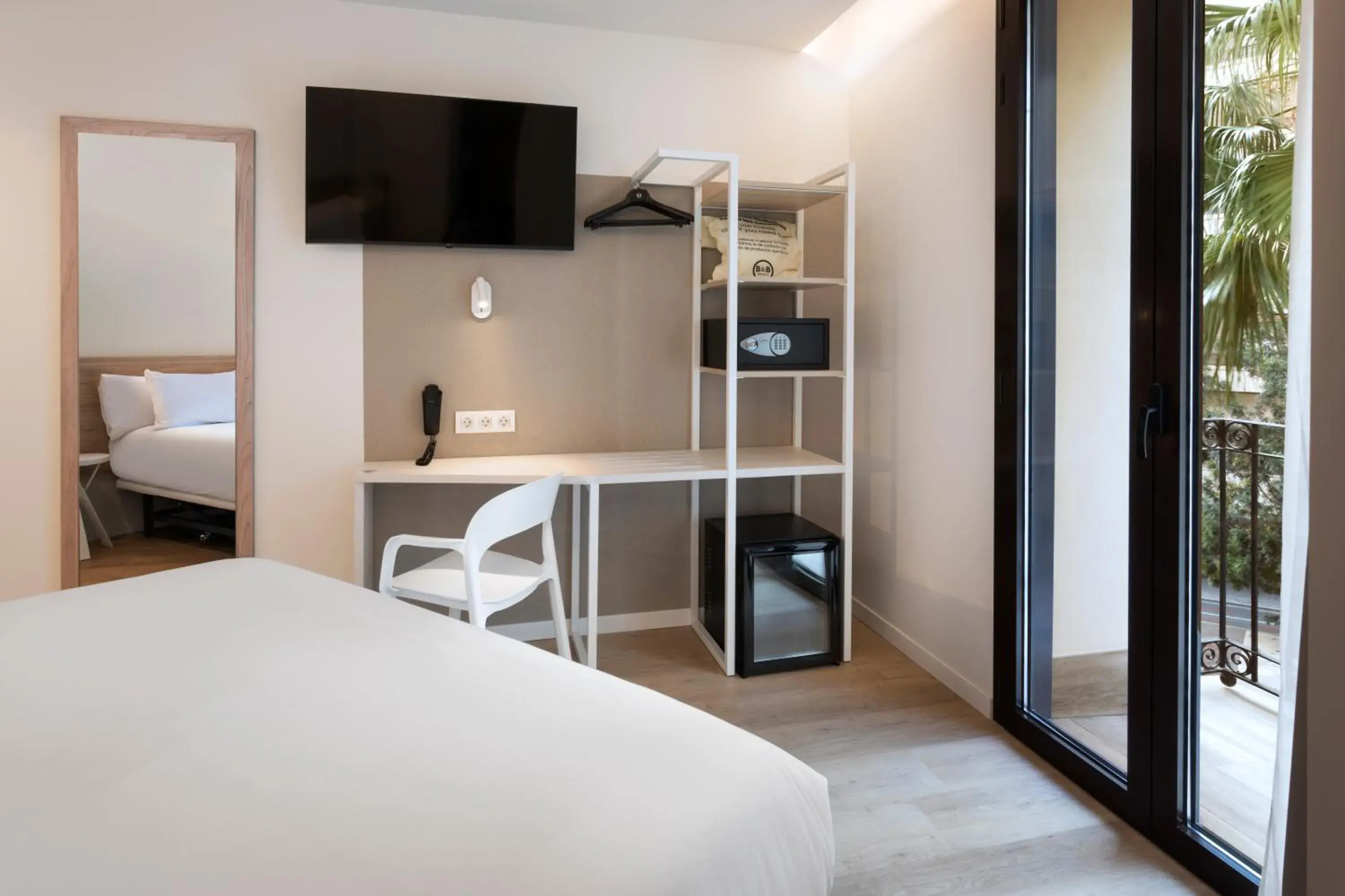 Single Room in B&B HOTEL Alicante Centro Single Room in B&B HOTEL Alicante Centro