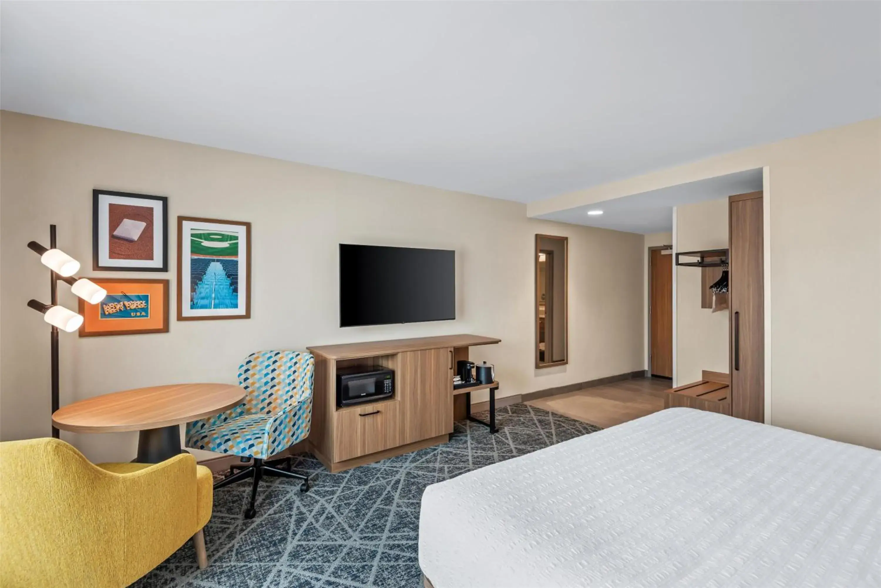 Bed in Hampton Inn Cooperstown Bed in Hampton Inn Cooperstown