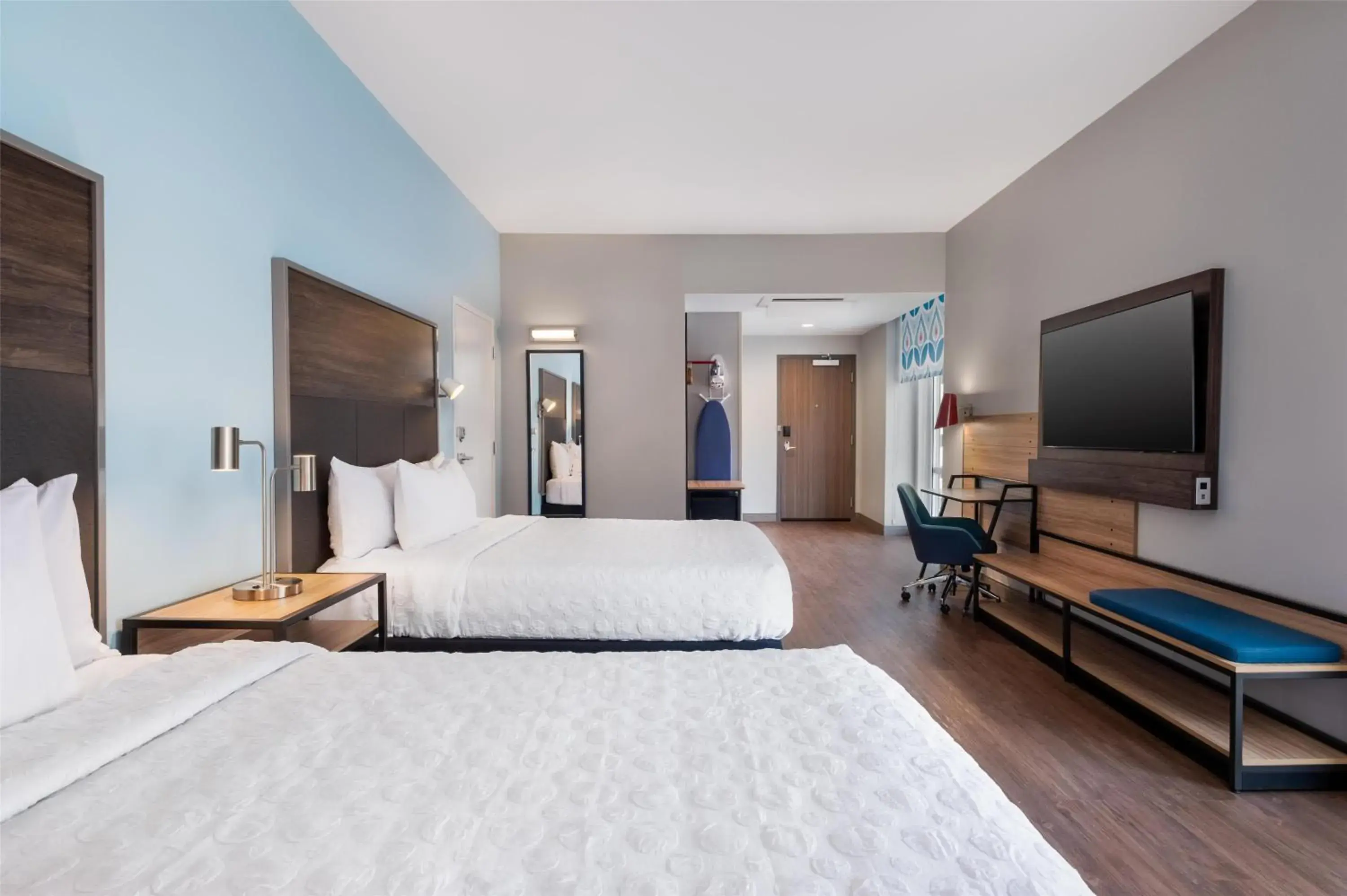 Bed in Tru By Hilton Houston Downtown Convention Center Bed in Tru By Hilton Houston Downtown Convention Center