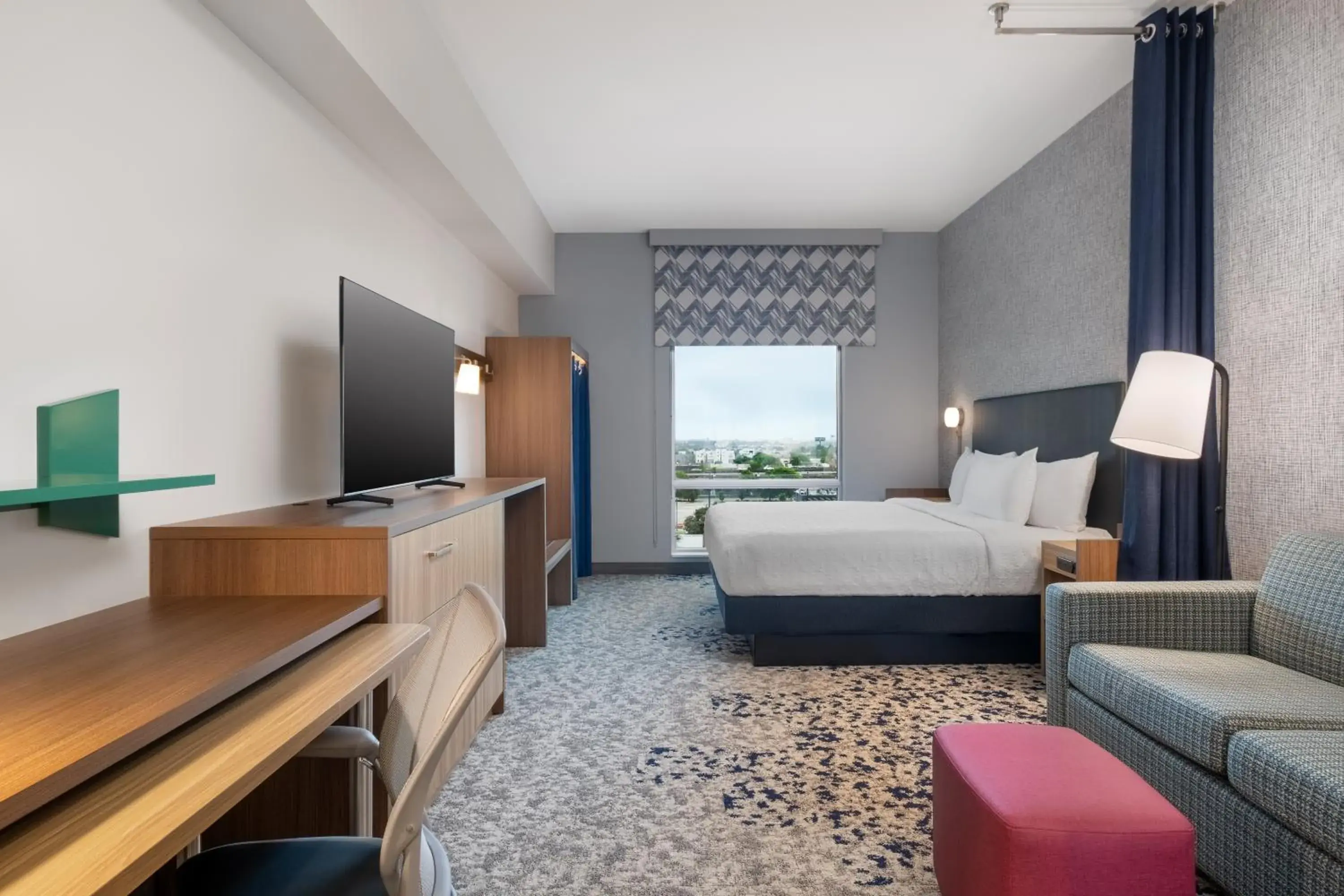 Bedroom, Bed in Home2 Suites By Hilton Houston Downtown Convention Center Bedroom, Bed in Home2 Suites By Hilton Houston Downtown Convention Center