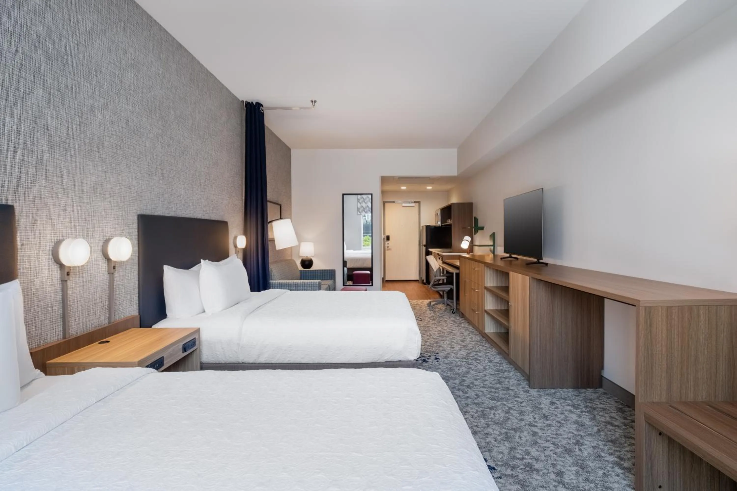 Bedroom, Bed in Home2 Suites By Hilton Houston Downtown Convention Center