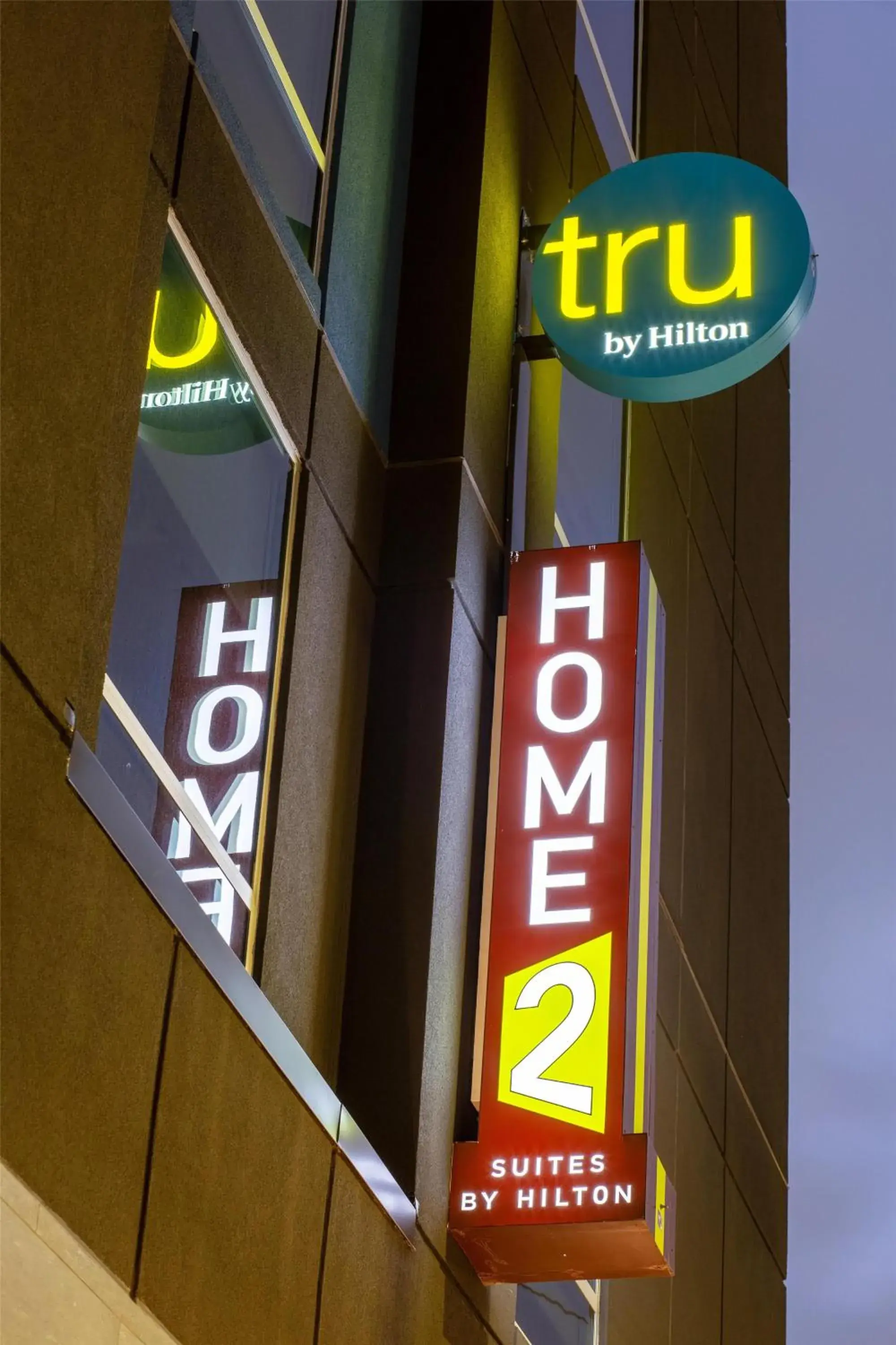 Property building in Home2 Suites By Hilton Houston Downtown Convention Center Property building in Home2 Suites By Hilton Houston Downtown Convention Center