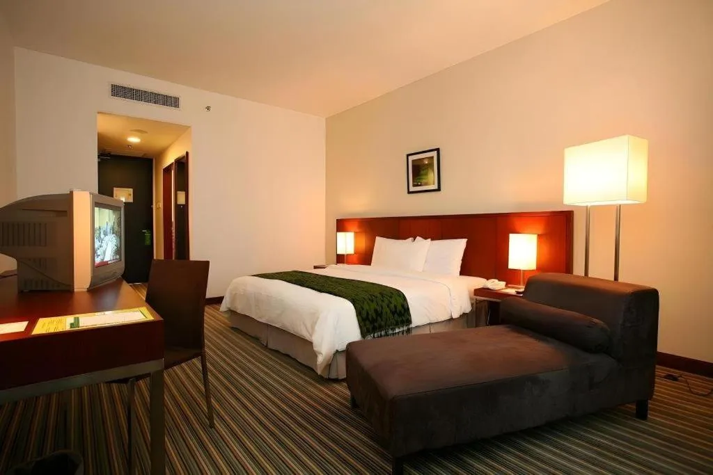 Bed in RH Hotel Sibu