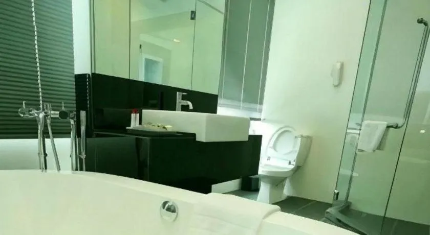 Bed in RH Hotel Sibu