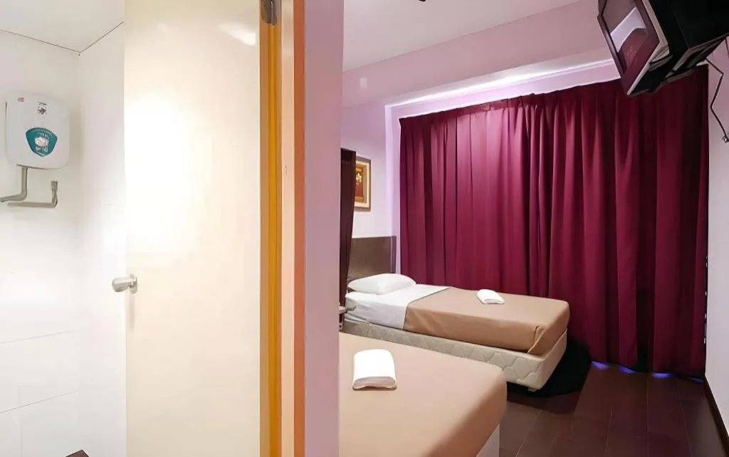 Bed in Aristo Hotel @ Putatan