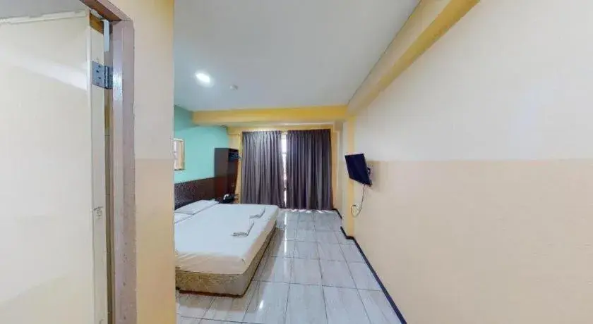 Bed in Aristo Hotel @ Putatan Bed in Aristo Hotel @ Putatan