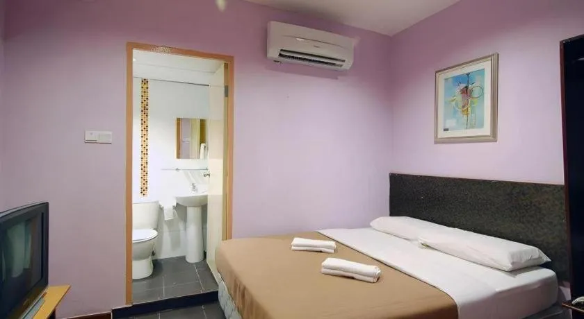 Bed in Aristo Hotel @ Putatan