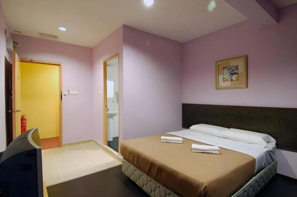 Bed in Aristo Hotel @ Putatan