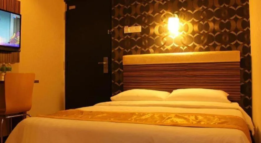 Bed in Clover Hotel