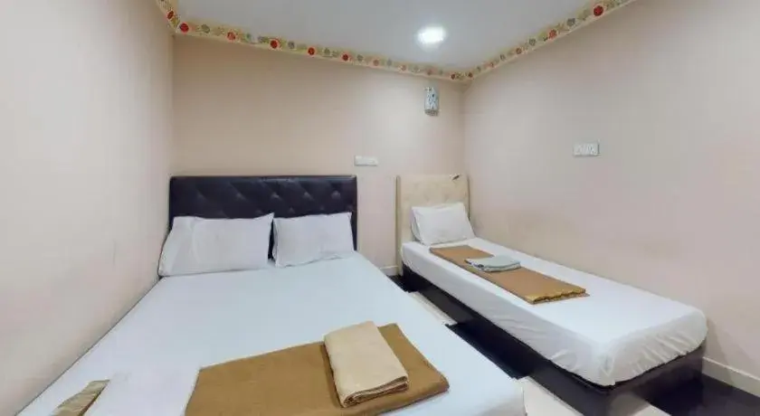 Bed in Batu Caves Hotel Bed in Batu Caves Hotel