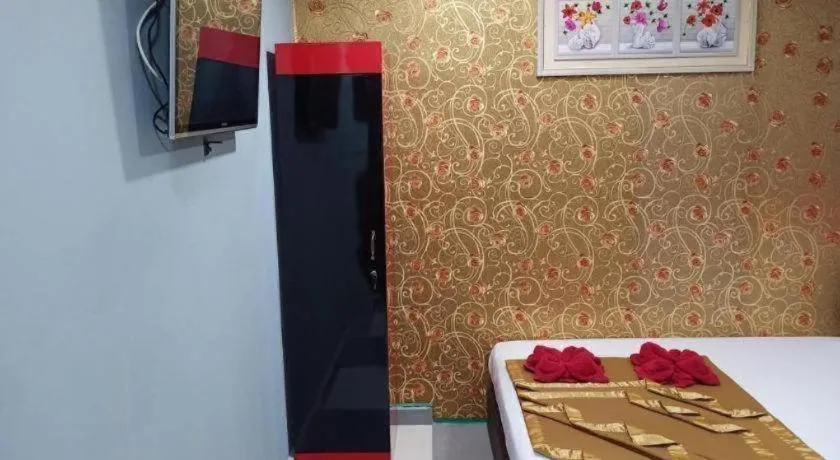 Bed in Batu Caves Hotel