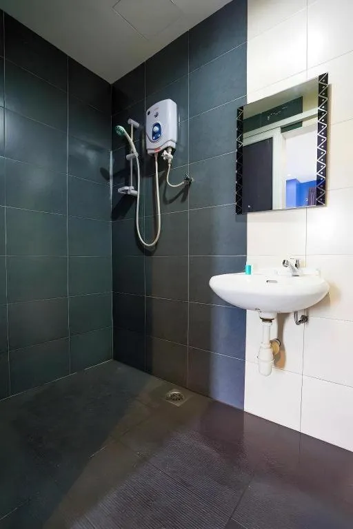 Cappuccino Hotel @ Mount Austin