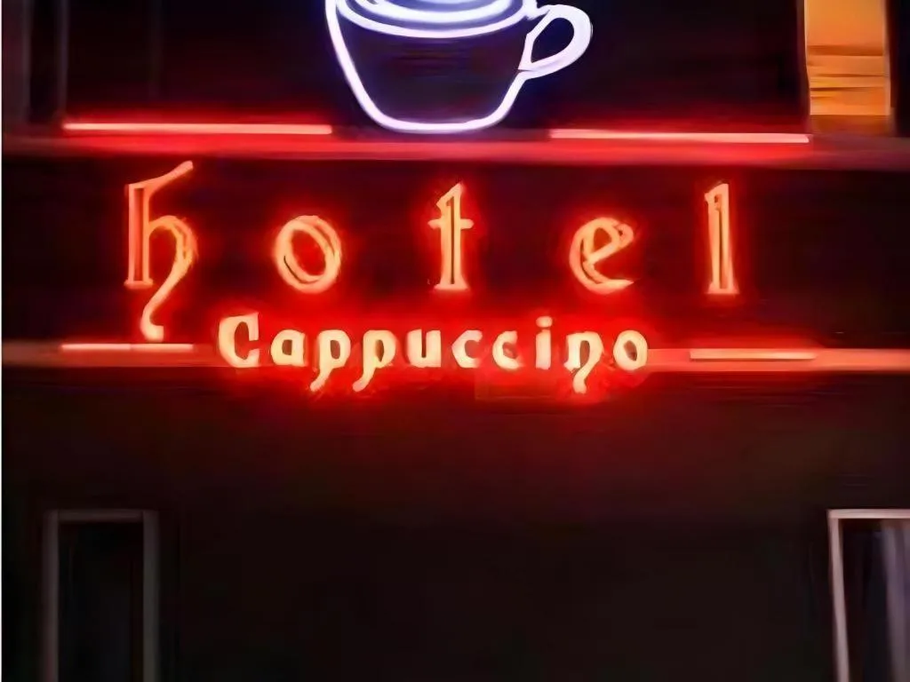 Cappuccino Hotel @ Mount Austin