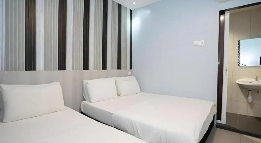 Bed in Cappuccino Hotel @ Mount Austin