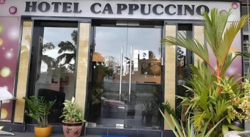 Cappuccino Hotel @ Mount Austin