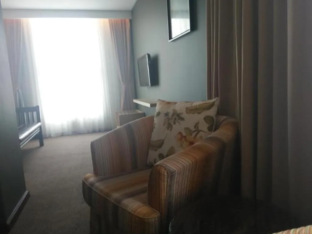 Grand Medallion Hotel