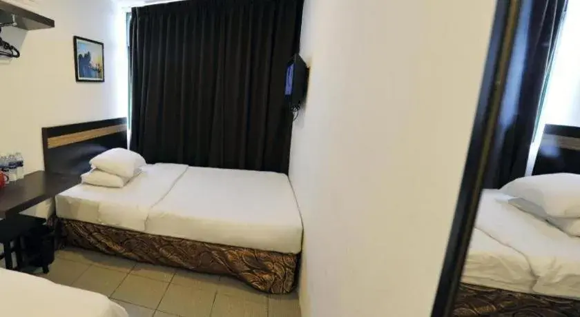 Bed in Place2Stay @ RH Plaza Hotel Bed in Place2Stay @ RH Plaza Hotel