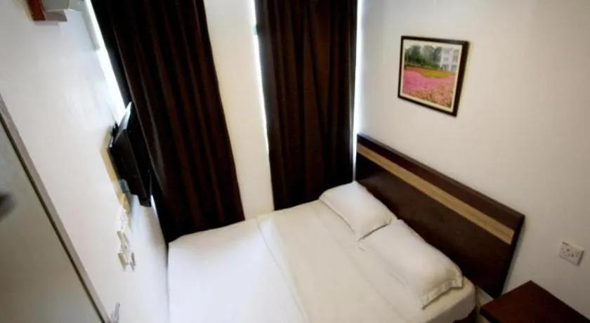 Bed in Place2Stay @ RH Plaza Hotel