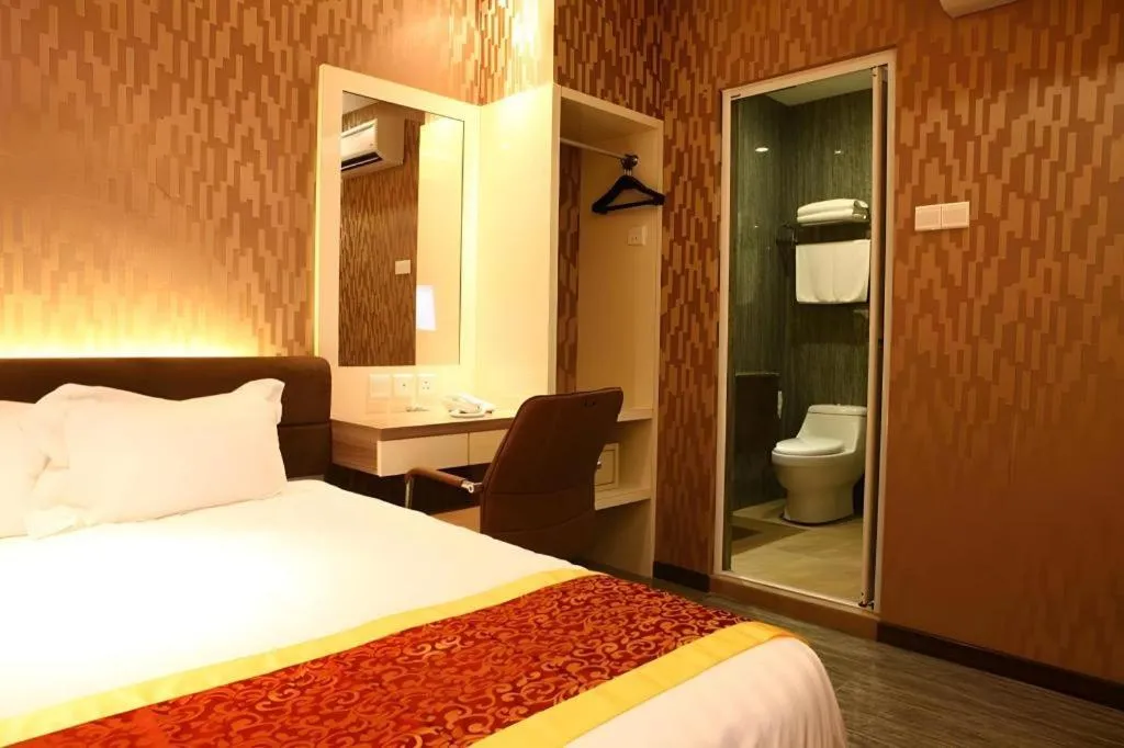 Bed in Golden Valley Hotel