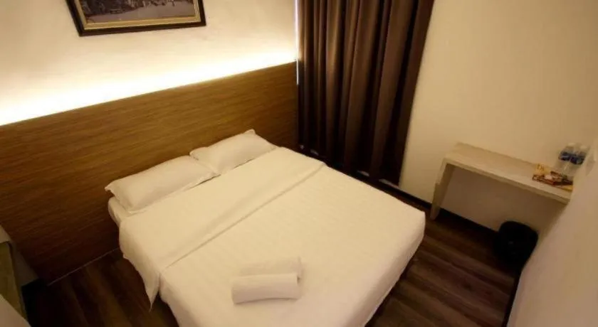 Bed in Place2Stay @ Chinatown