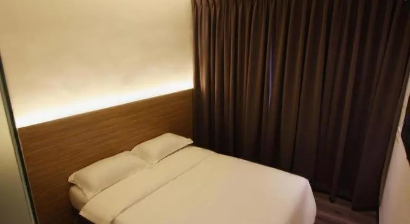 Bed in Place2Stay @ Chinatown