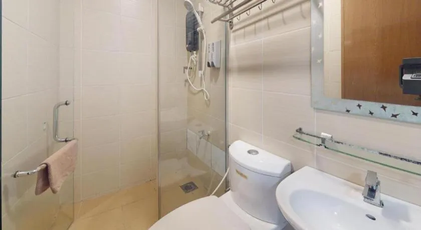 Peach Hill Hotel & Cafe