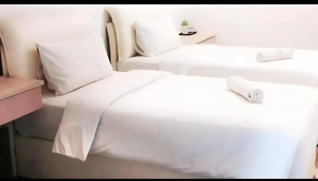 Bed in Peach Hill Hotel & Cafe Bed in Peach Hill Hotel & Cafe