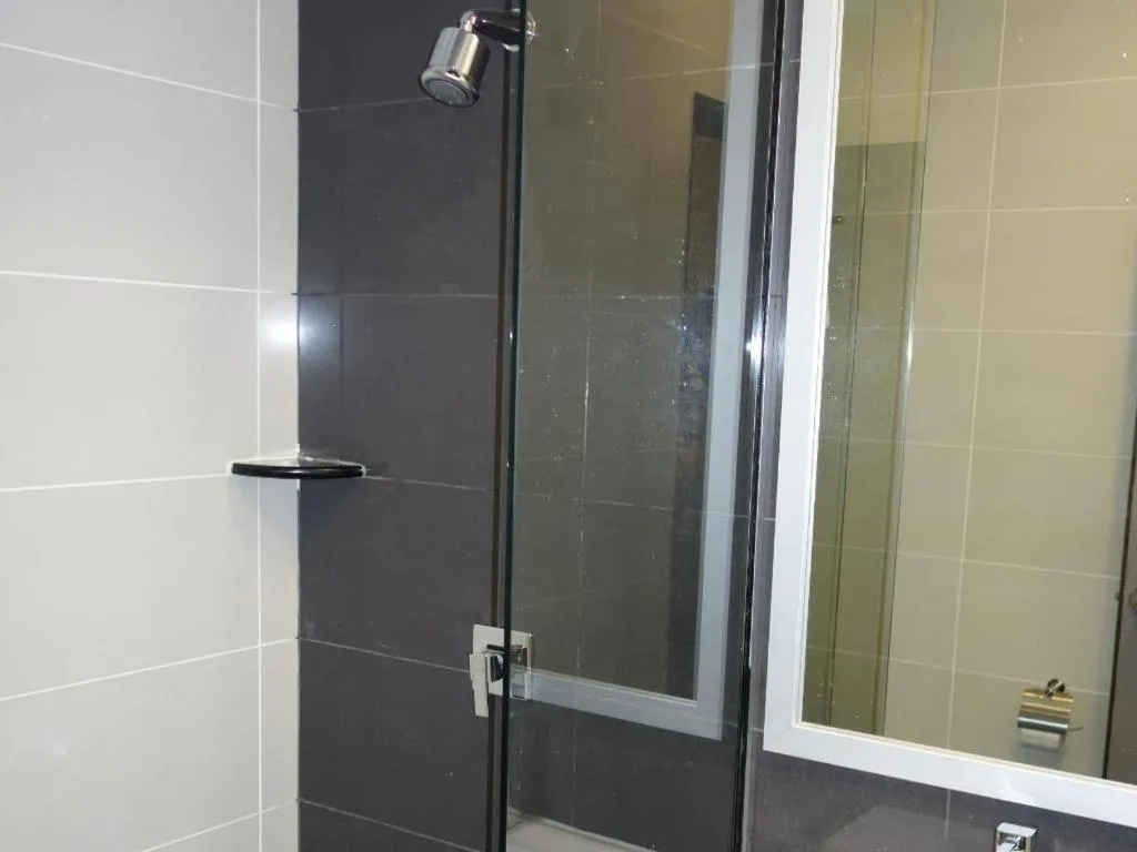 One Avenue Hotel (IJM)